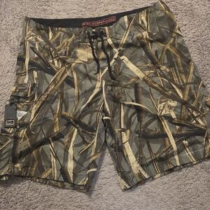 Columbia Pfg Camo Men's Camouflage Board Shorts